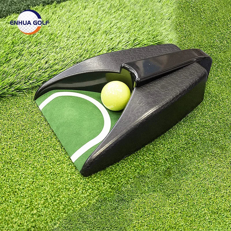Golf Putting Cup mit automatischer Ballrückgabe